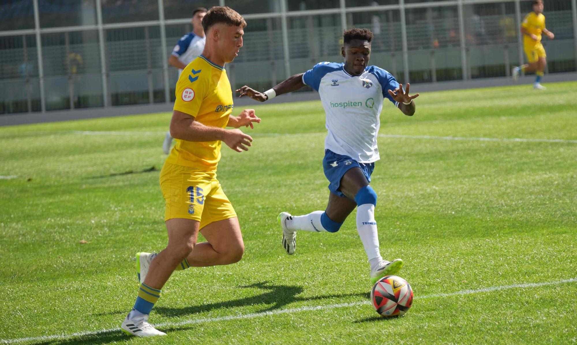 Derbi de Tercera RFEF entre CD Tenerife B y Las Palmas Atlético