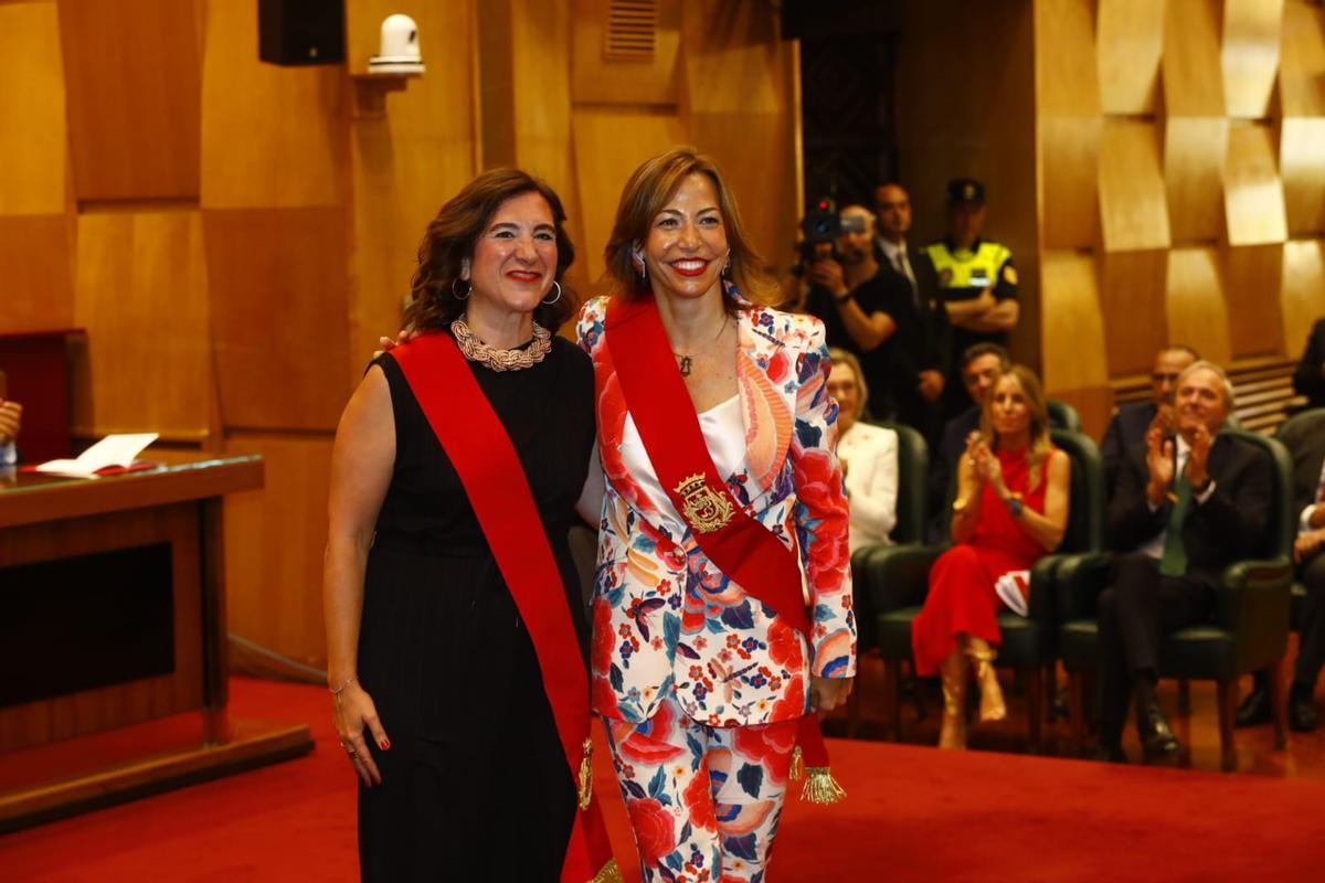 En imágenes | Investidura de Natalia Chueca como alcaldesa de Zaragoza