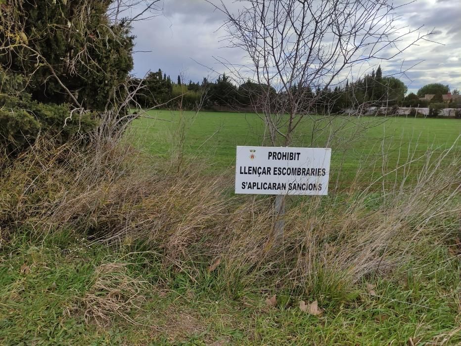 El confinament perimetral redescobreix l'incivisme en els camins