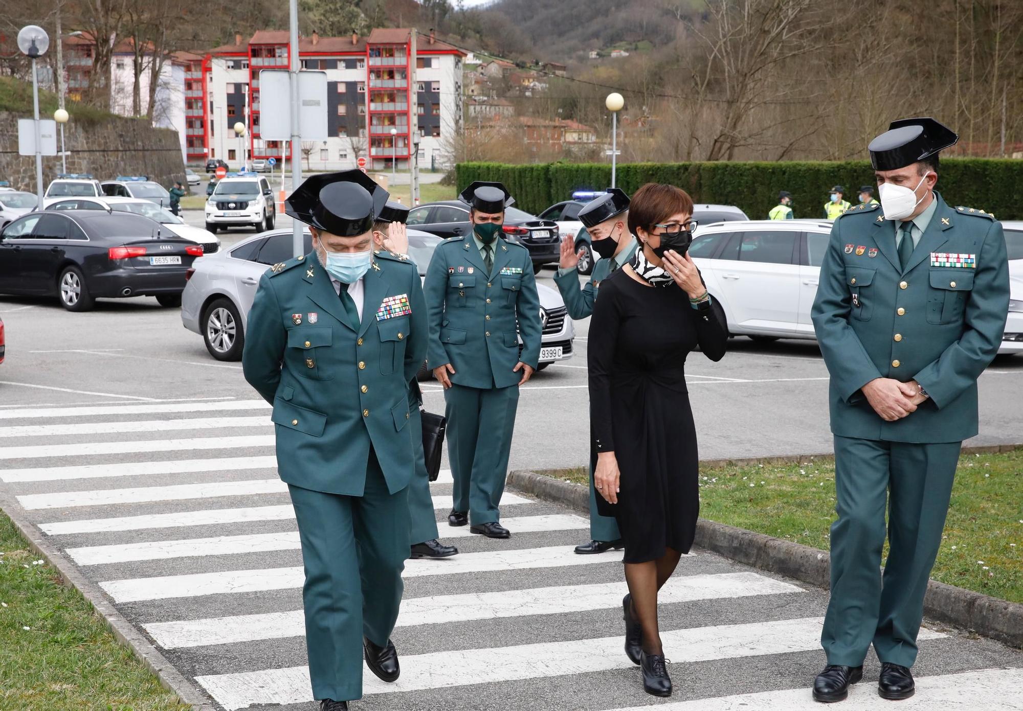 Despedida en el tanatorio al guardia civil atropellado en Mieres