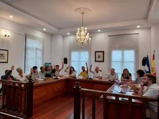 El gobierno de Bueu aprueba el convenio con la AXI para la calle Pazos Fontenla, con el voto en contra del PP por el reparo de Intervención y de Daniel Chapela, que califica la obra de "pésima idea"