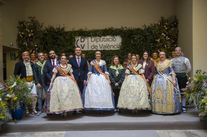 Visita de las Falleras Mayores de Sagunt a la Diputació de València