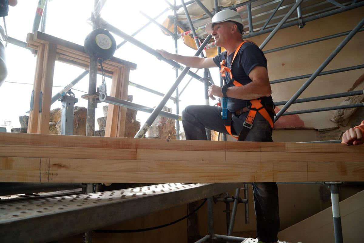 Comienza la instalación de la cúpula de madera de la capilla de la Anunciación de la Mezquita-Catedral