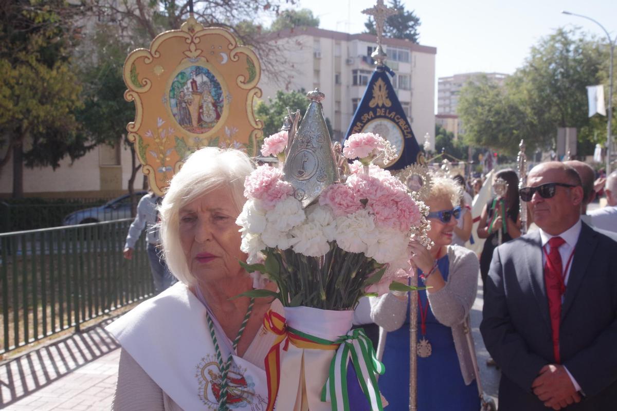 Salida procesional de la Virgen de la Cabeza, en Málaga