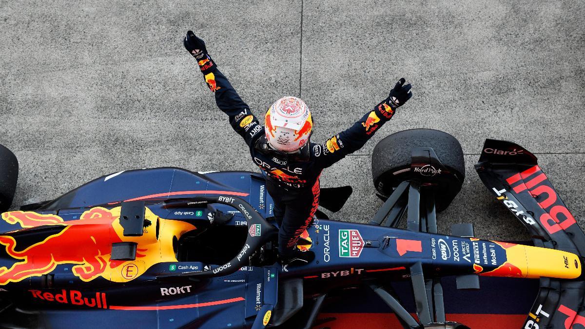 Max Verstappen, tetracampeón con Red Bull