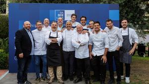 Carles Gaig, Nandu Jubany y Albert Raurich junto al resto de chefs que participaron en la cena de DAMM