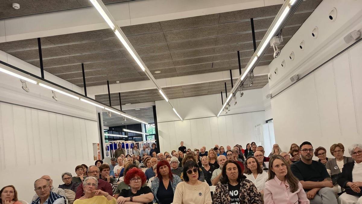 L’Associació de Víctimes de la dana 29 d’Octubre de 2024 ha celebrado una asamblea local y jornada de debate en el Auditorio de Massanassa