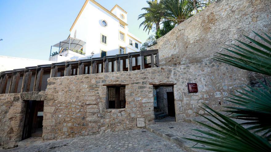 Imagen del recinto de la calle Santa Faç, a los pies del edificio del antiguo seminario. | TON ESCOBAR