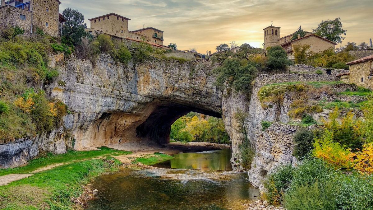 Este desconocido pueblo de España tiene uno de los lugares más bonitos del mundo que se llama Puente de Dios