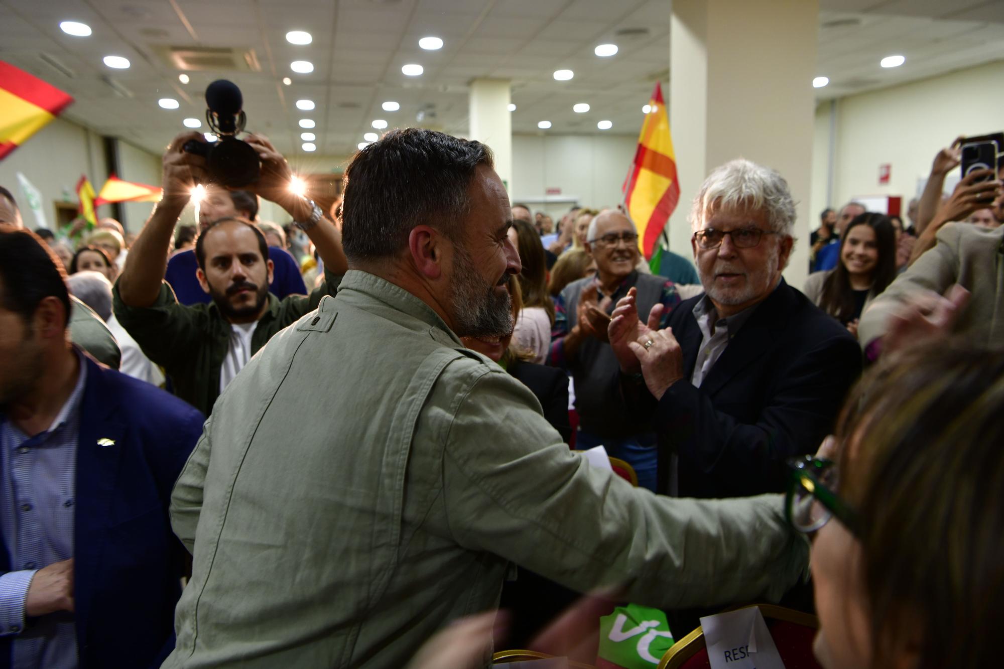 El líder de Vox, Santiago Abascal, a su llegada a Ceuta en la última semana de la campaña.