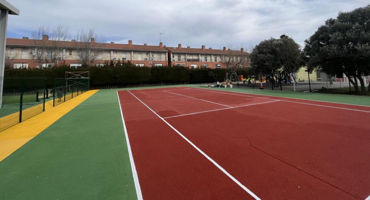 Las pistas lucen una nueva imagen y el vallado interior ha sido renovado. | SERVICIO ESPECIAL