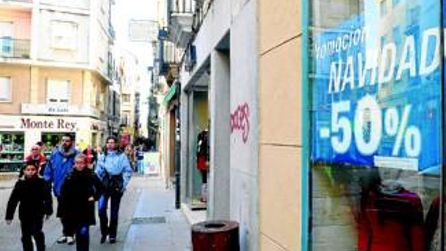 El comercio del centro anima las compras con las promociones