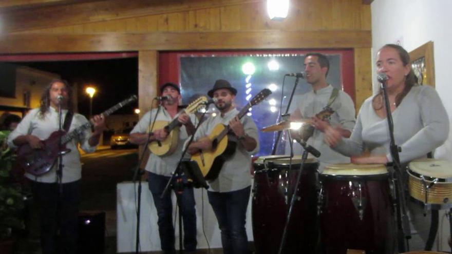 Gran Tarajal celebra las fiestas de la Candelaria y los 80 años de la parroquia