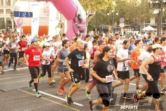 Búscate en la galería de la jornada contra el cáncer en Valencia