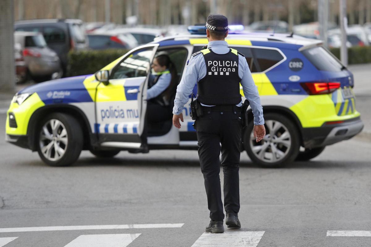 Una imatge d'arxiu d'agents de la Policia Municipal de Girona.