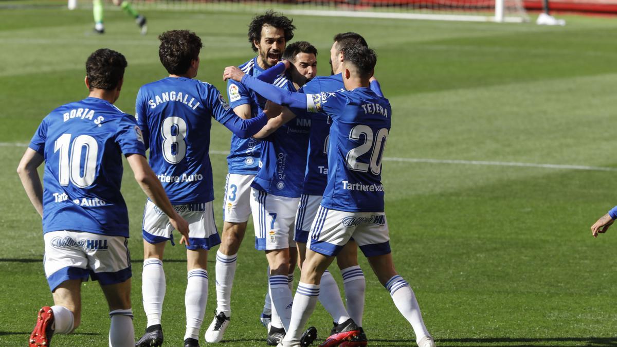 En imágenes: el derbi entre el Sporting y el Real Oviedo