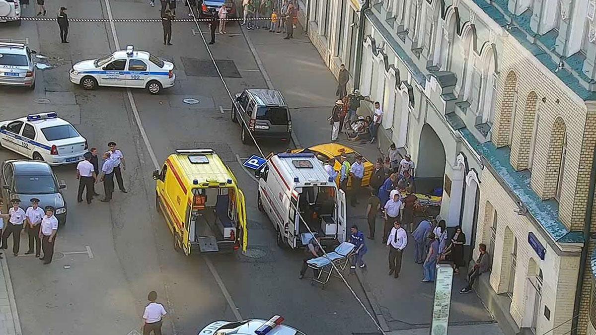 moment taxi hits world cup fans and injures eight in moscow street daily mail online 1-seven-injured-taxi-ploughs-world-cup-fans-moscow-1