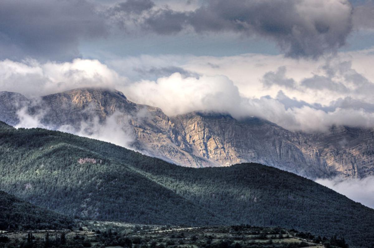 Vista de la serra del Cadí des de la Cerdanya.