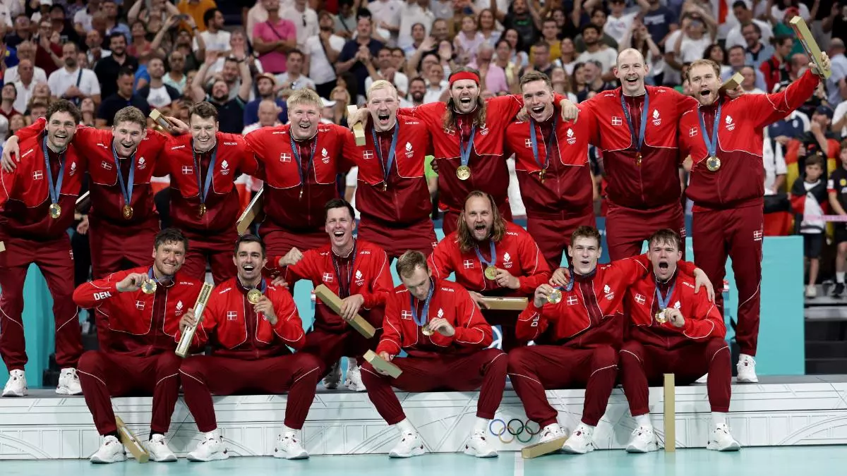 Todos contra Dinamarca en el Mundial