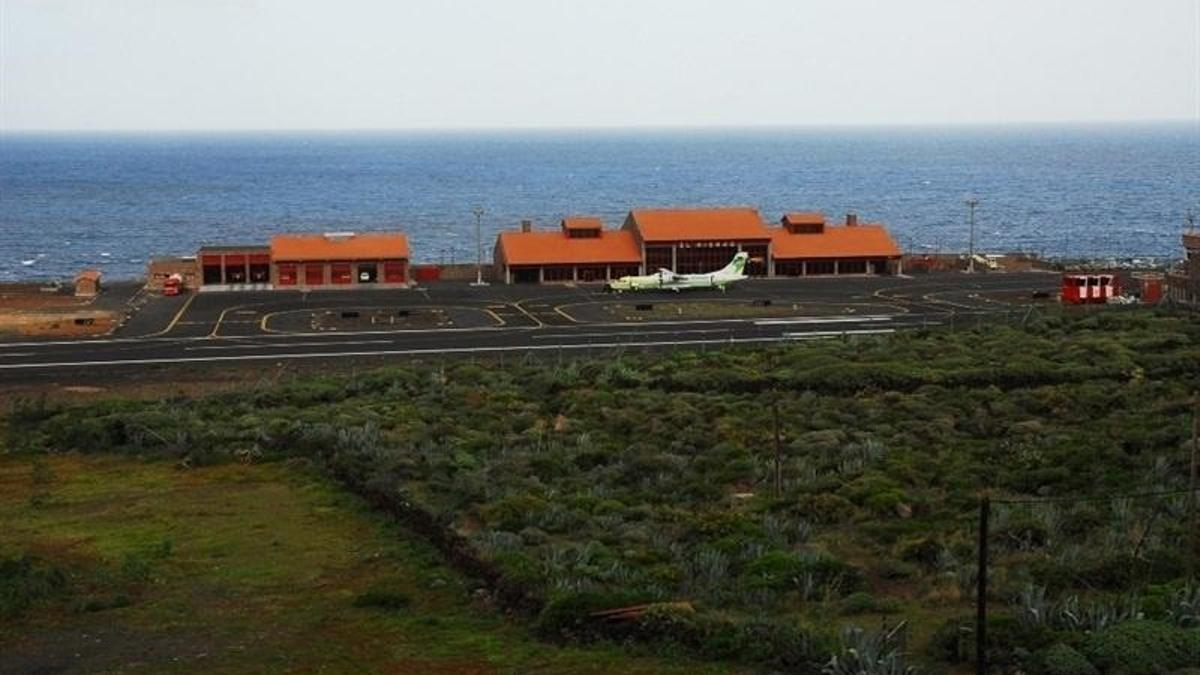 Panorámica de las instalaciones aeroportuarias de Valverde.