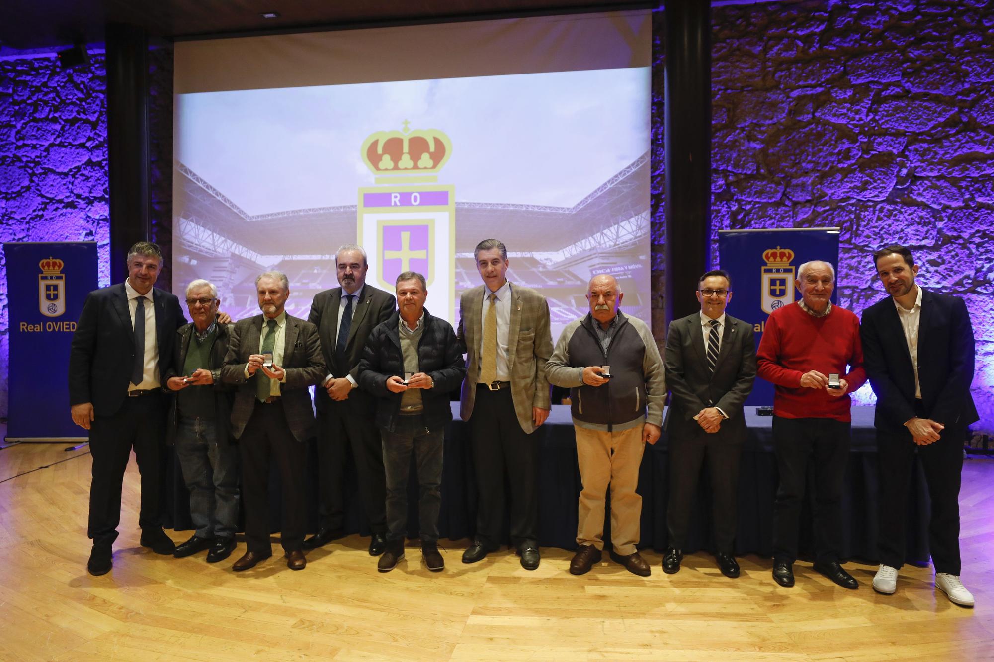 EN IMÁGENES: El Oviedo homenajea a sus abonados más antiguos