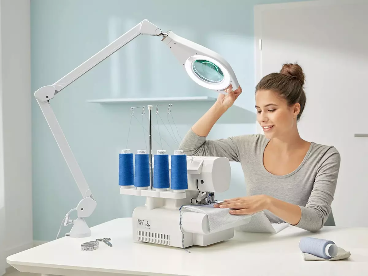 La Singer Máquina de Coser Overlock de Lidl.