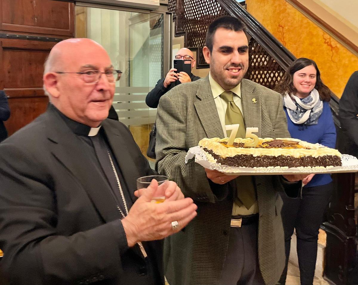 El obispo de Segorbe Castellón, este lunes ha cumplido 75 años.