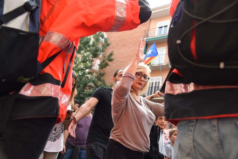 Multitudinària manifestació contra la violència a Manresa