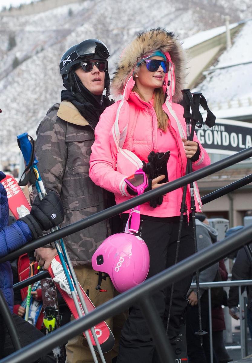 Paris Hilton y Chris Zylka en Aspen