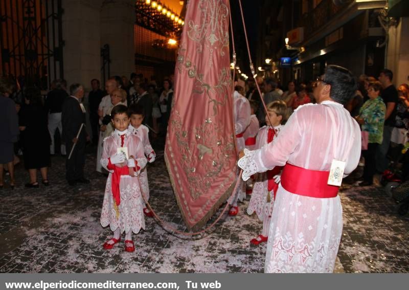 GALERIA FOTOS: Procesión de las Rosarieras en Vila-real