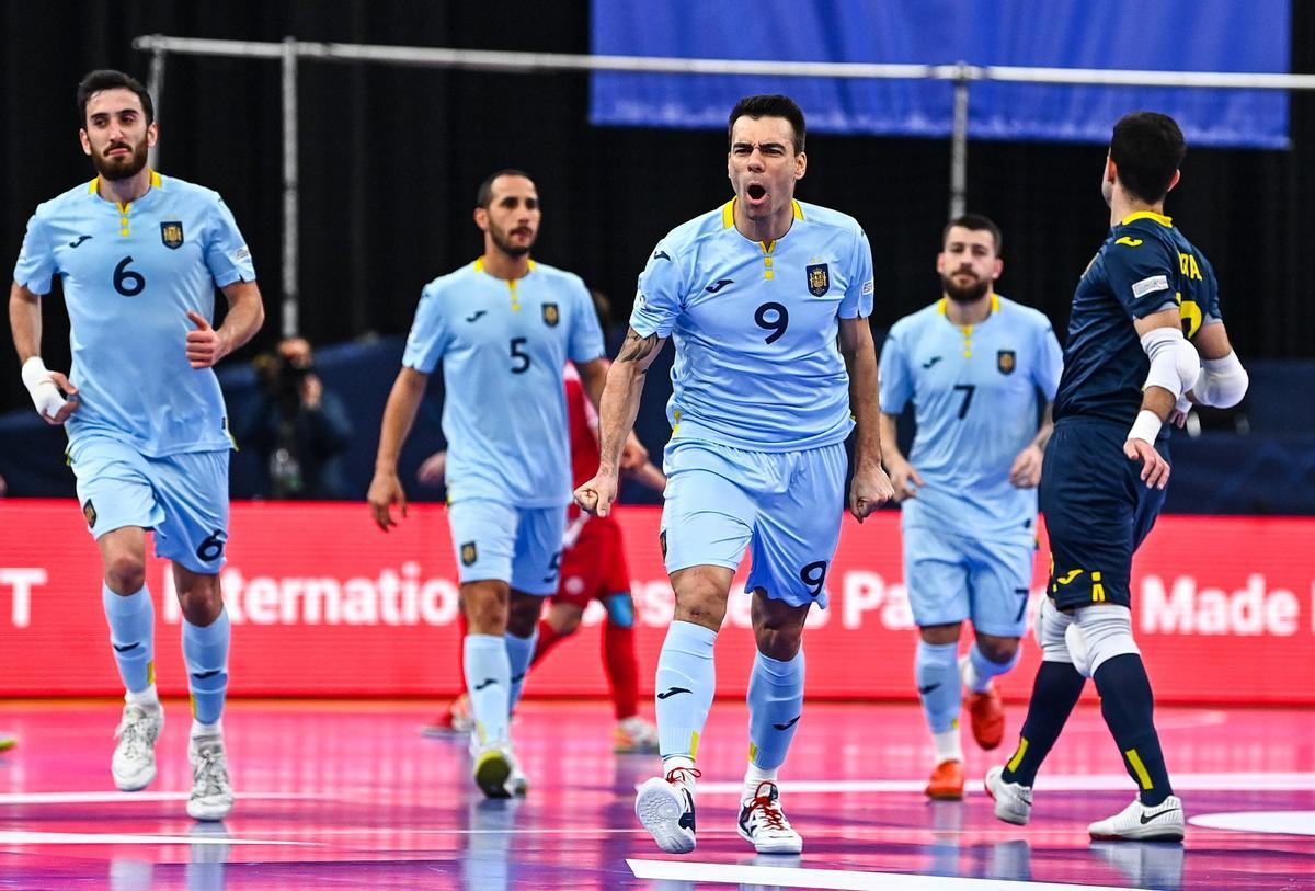 Sergio Lozano, en la Eurocopa tras marcar un gol