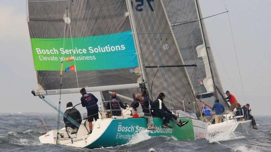 El &#039;Bosch Service Solutions&#039;, ganador de la Regata Rías Altas Mar de Maeloc.