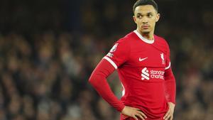 Trent Alexander-Arnold, durante el partido ante el Everton