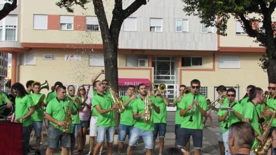 Una charanga durante su actuación, en una edición anterior.