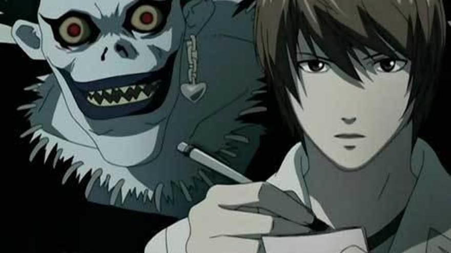 El &quot;shinigami&quot; Ryuk y Light en el anime &quot;Death Note&quot;.