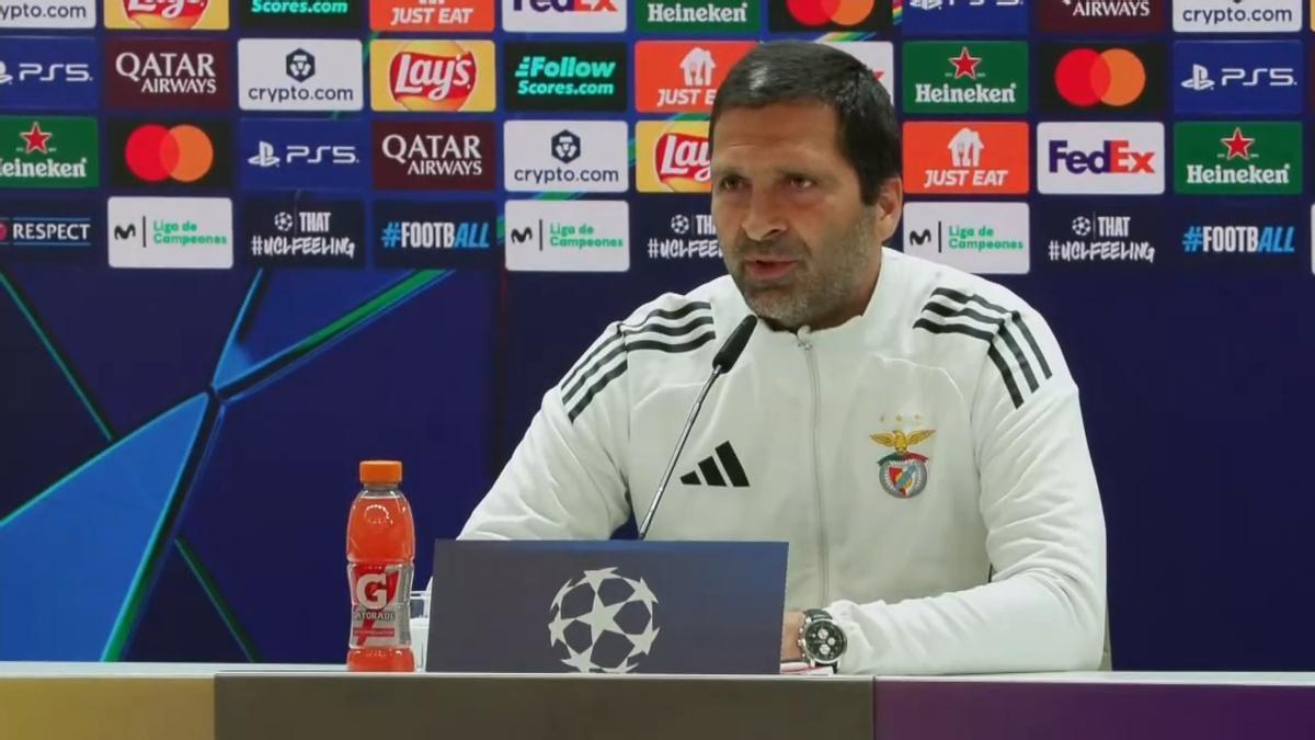 ¡El Benfica no permitió preguntas sobre el 'caso Prestianni' en rueda de prensa!