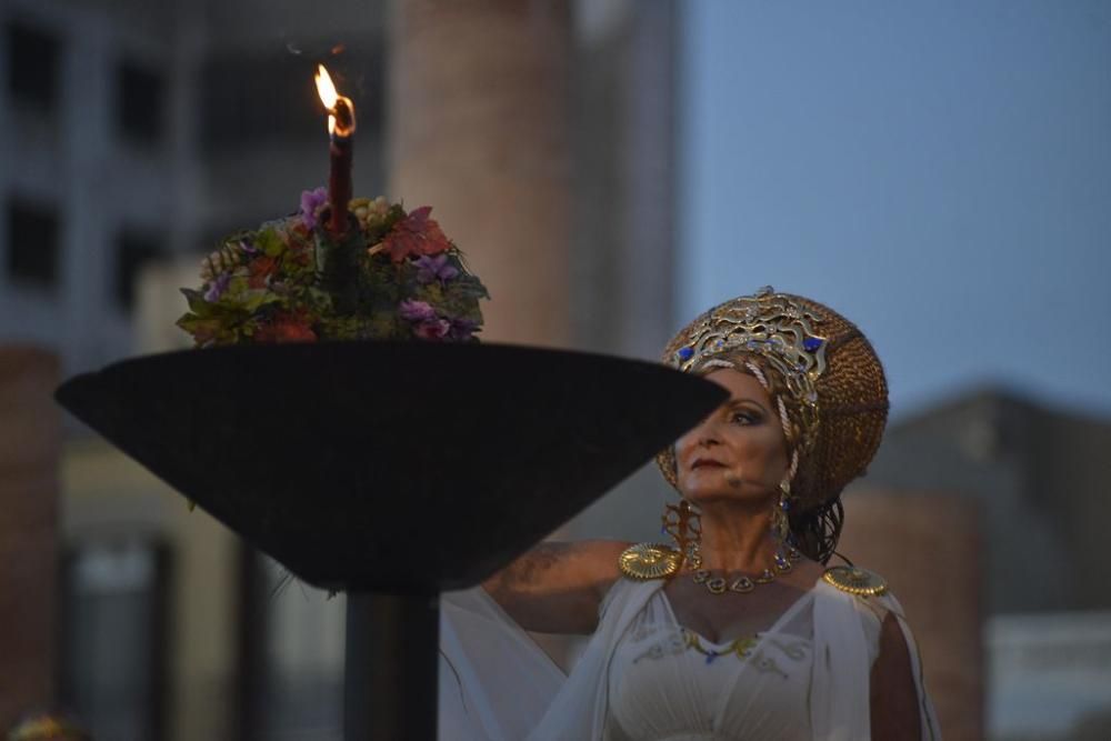 Encendido del Fuego Sagrado y pregón de la alcaldesa de Cartagena