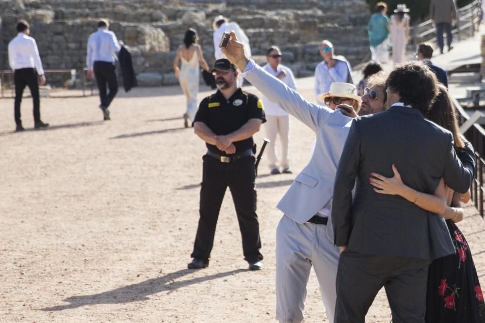 Les fotos del casament del milionari nord-americà a Empúries