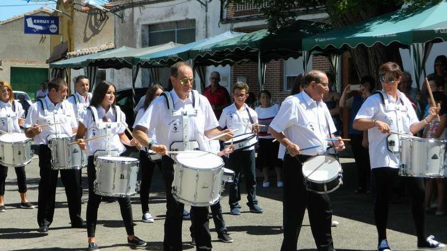 Asociación de Tambores de Madridanos.