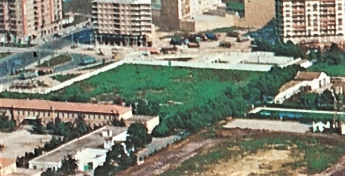 Esto es un campo de fútbol abandonado...