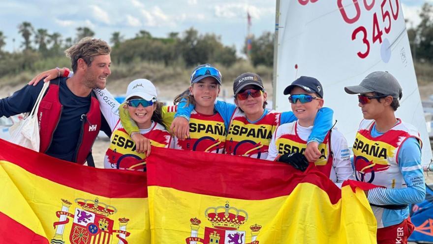 Los mallorquines Hugo Rodríguez y Beatriz Quintana, subcampeones del mundo de Optimist