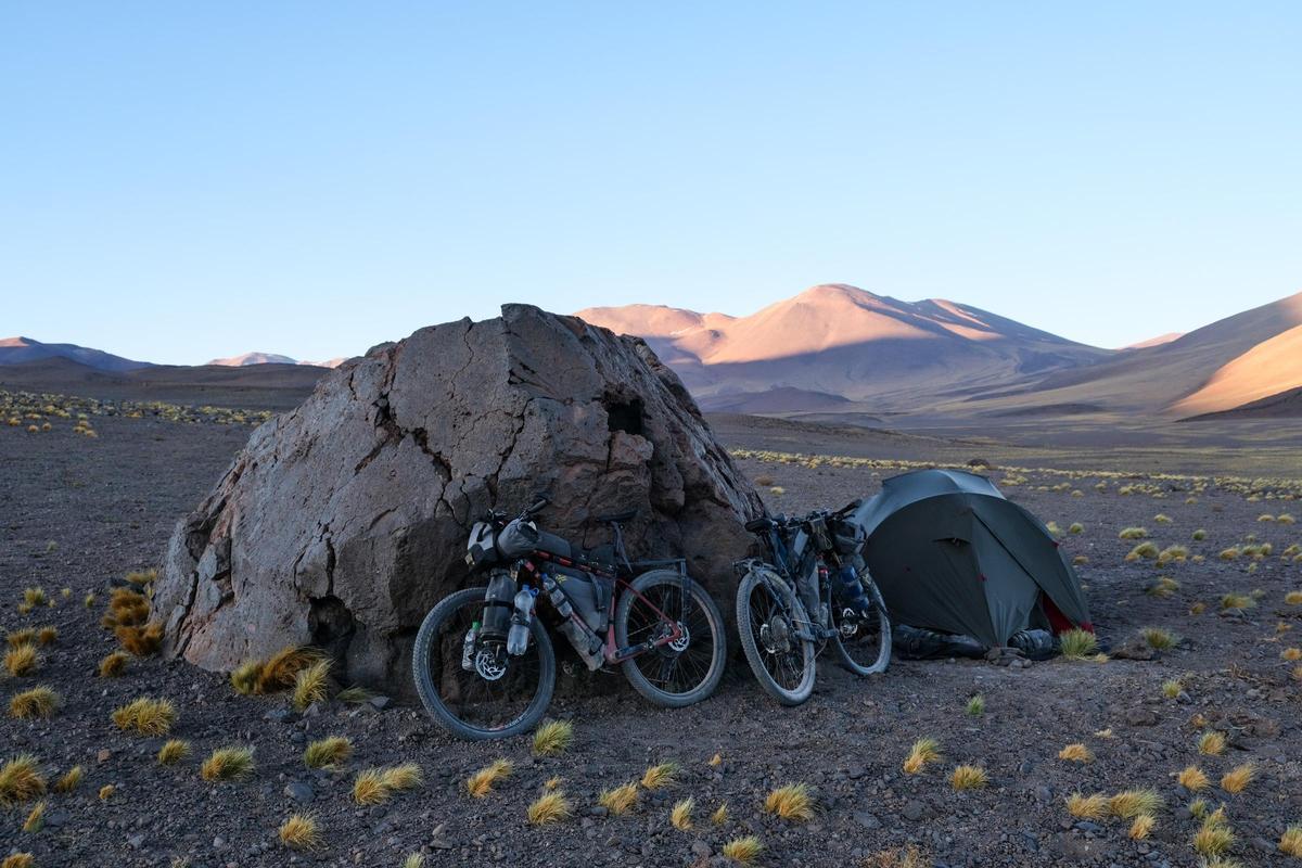 Sònia Colomo i Eloi Miquel a la "Ruta de los Seismiles", a l'Argentina Sònia Colomo i Eloi Miquel a la "Ruta de los Seismiles", a l'Argentina