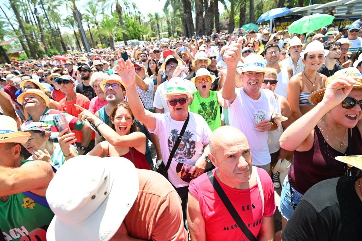 La mascletà de la pirotecnia Tamarit en las Fiestas de Elche, en imágenes