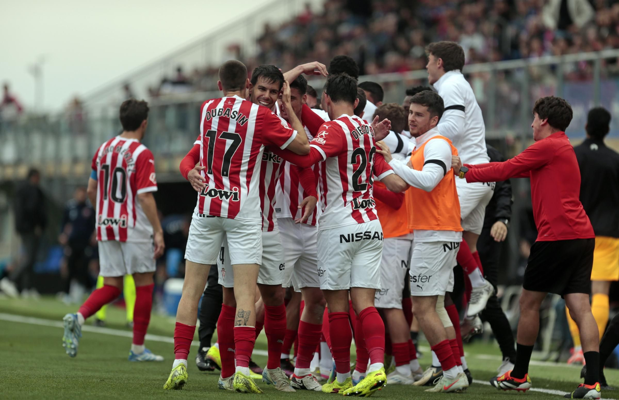 Así fue el partido entre el Sporting y el Eldense