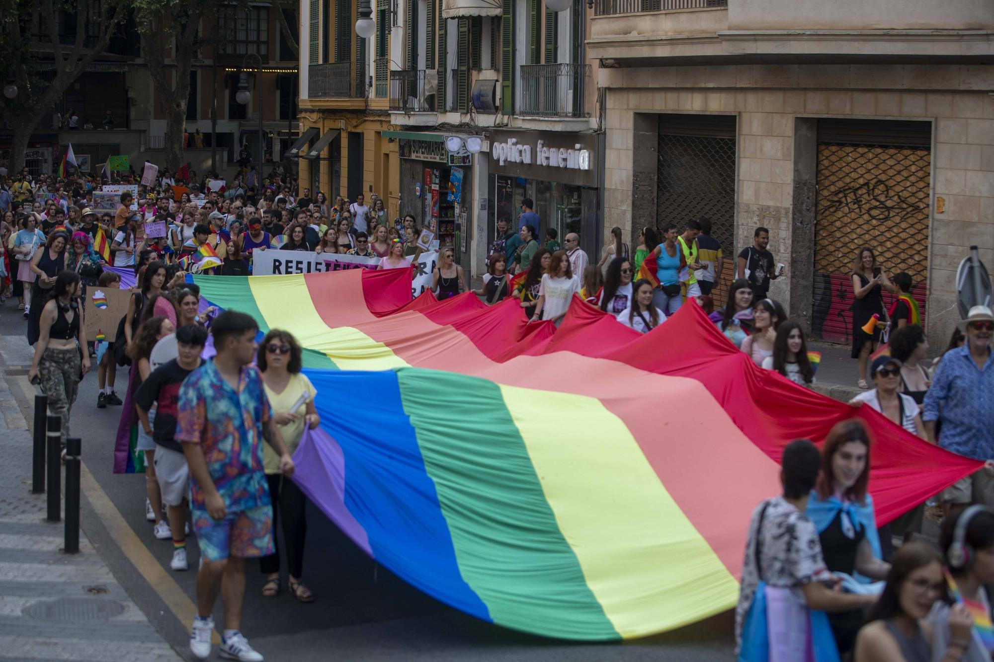 FOTOS | Manifestación del Orgullo LGTBI en Palma