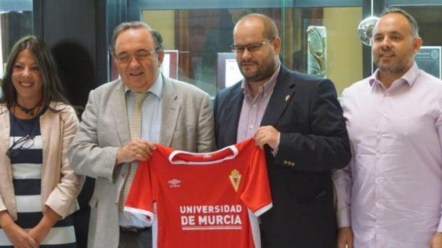 La UMU y el Real Murcia estrechan su amistad