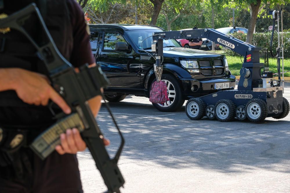 Simulacro de los TEDAX en la UA