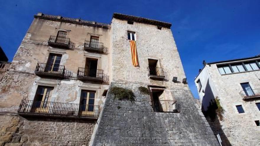 L&#039;edifici que ha comprat l&#039;establiment al carrer Alemanys.