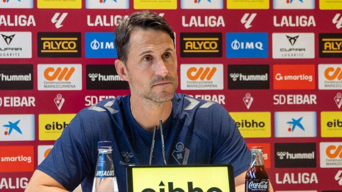 Beñat San José, durante una rueda de prensa