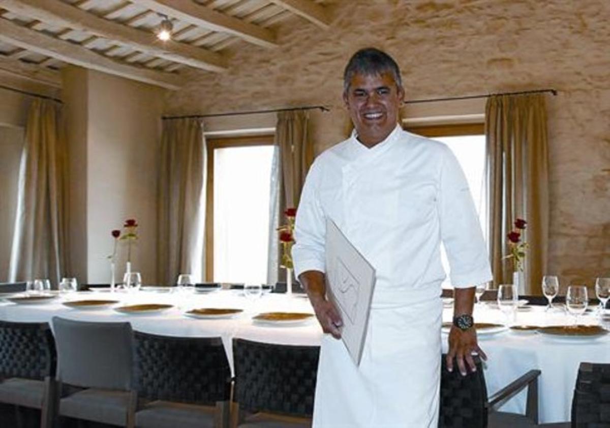 Reconeixement 8 Nandu Jubany, al seu restaurant, que va rebre l’estrella Michelin als tres anys d’obrir. Reconeixement 8 Nandu Jubany, al seu restaurant, que va rebre l’estrella Michelin als tres anys d’obrir.